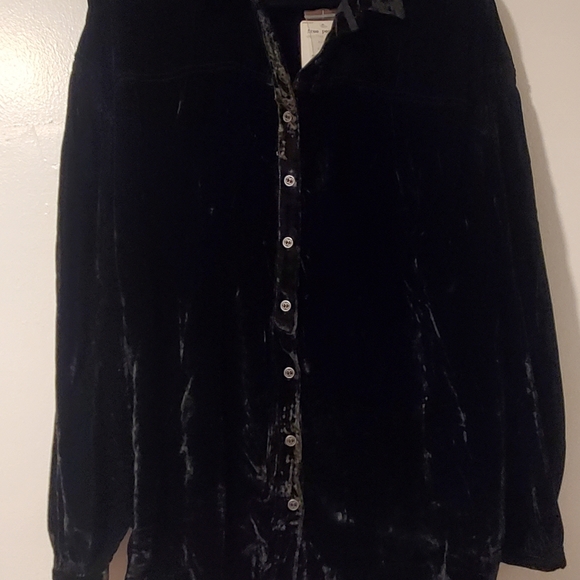 FREE PEOPLE La Luna Crushed Velvet Blouse - Picture 6 of 16